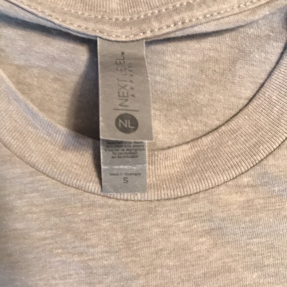 t-shirt - Picture 4 of 4